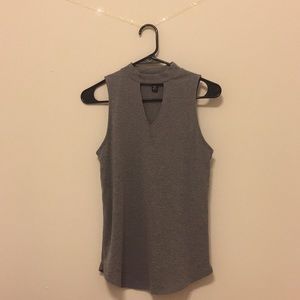 Gray key hole tank top!